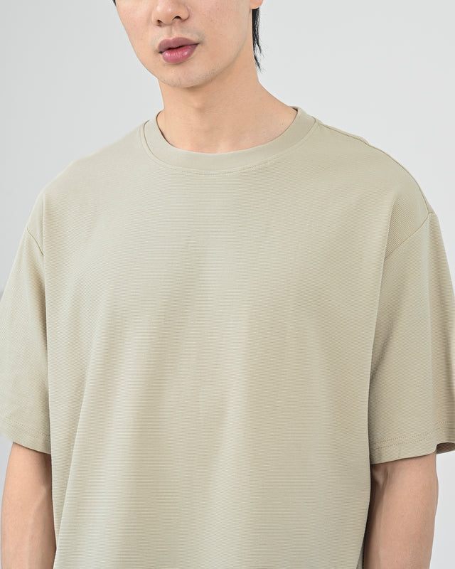 LOGAN TEE