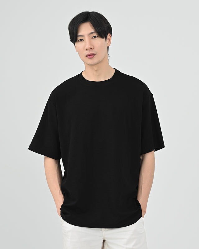LOGAN TEE