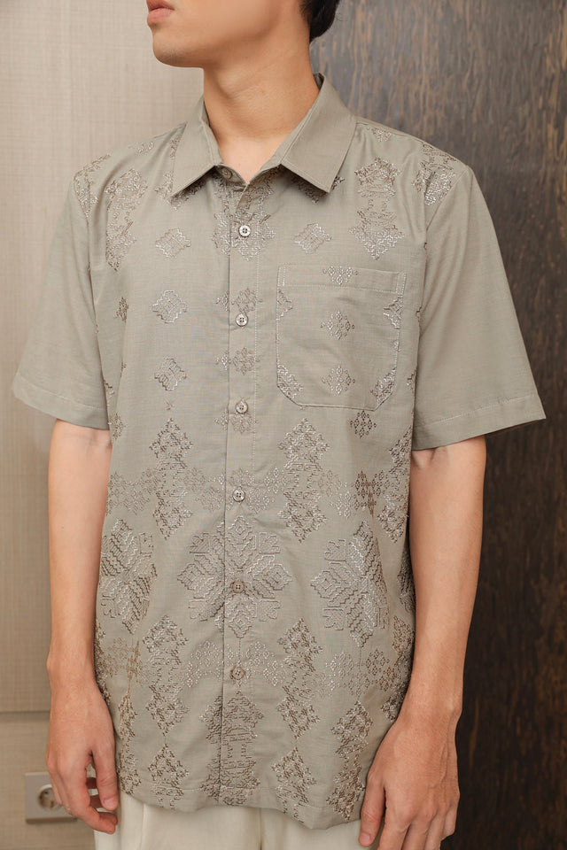 #color_khaki